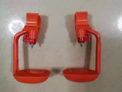 Farms Chicken Nipple Drinker System ฟังก์ชั่น 360 องศาพร้อมถ้วย