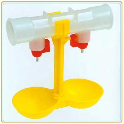 พลาสติก PP ป้อนไก่เนื้อและเครื่องดื่ม 80-100ml ปริมาณน้ำ